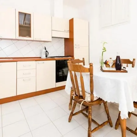 Budget Old Town -two-bedroom With Sofa Bed - Resticeva Street - Br2 Apartment Dubrovnik